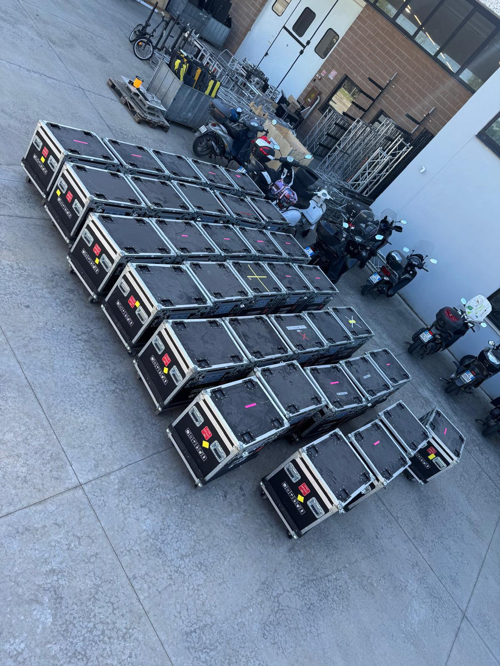 50 MQ LEDWALL OUTDOOR P4.8 apix4 PROLIGHTS&nbsp;